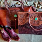 purse and ariat shoes